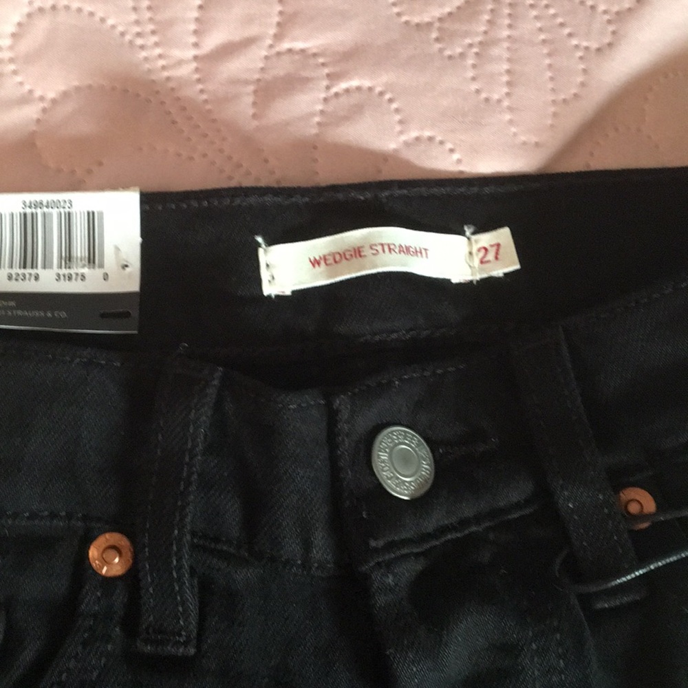Levi’s Wedgie Straight Jeans - Picture 3 of 4